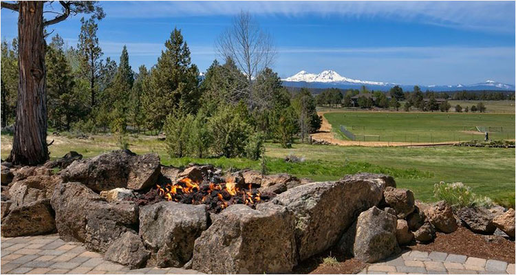 Dark skies and amazing stars beg for a fire pit in your outdoor space!